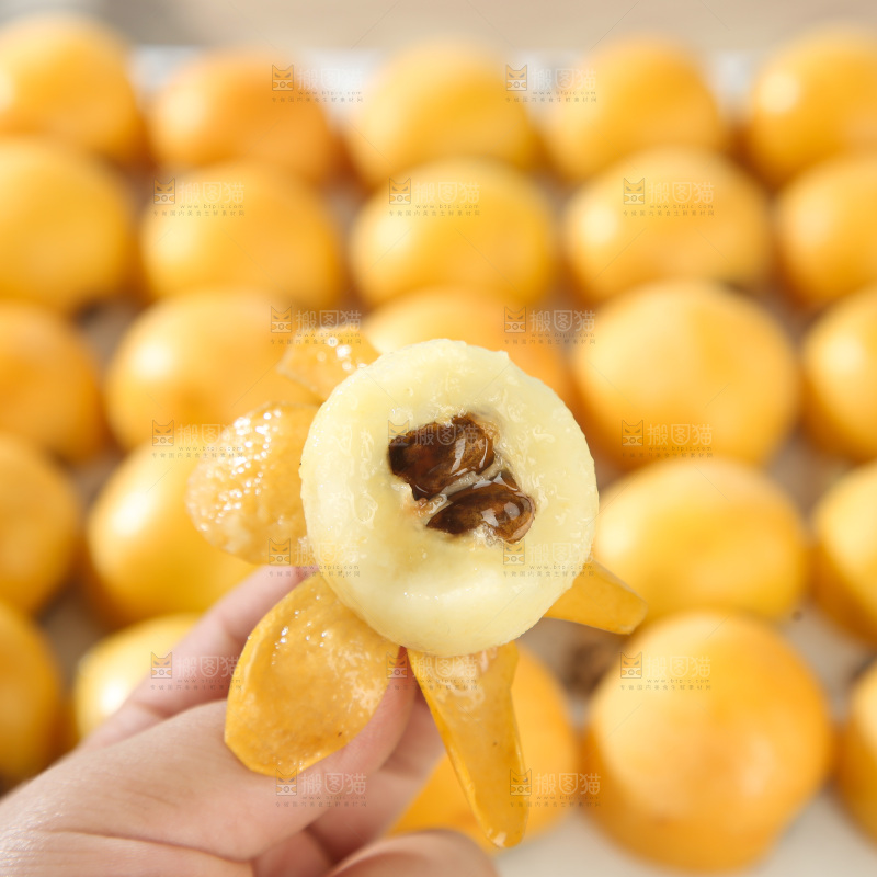 白玉枇杷