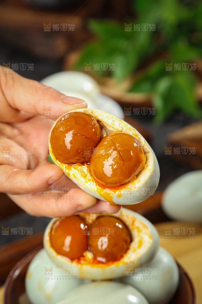 双黄咸鸭蛋