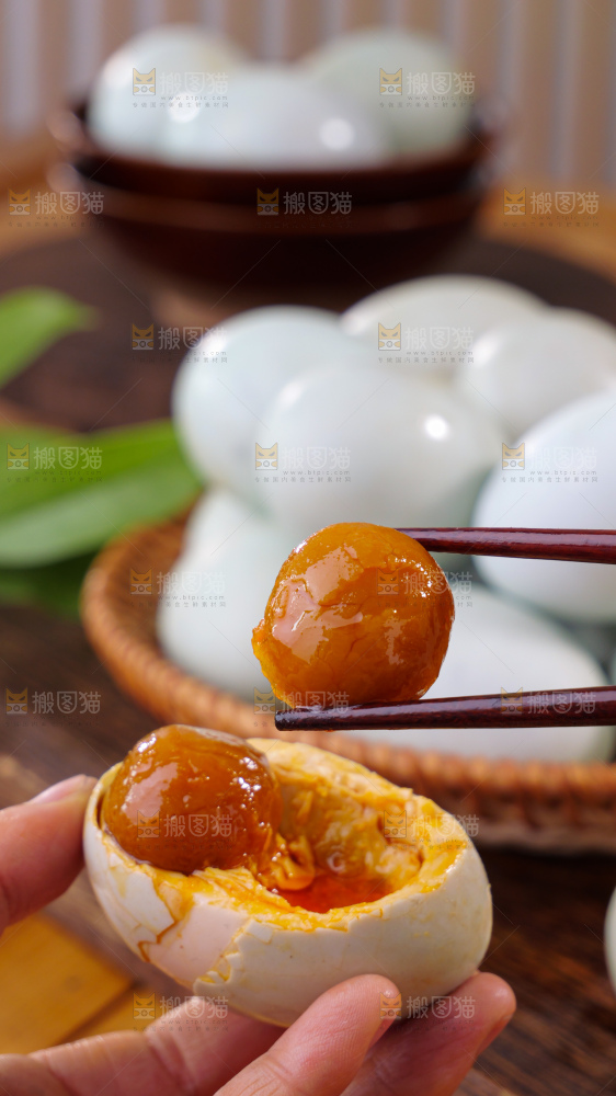 双黄咸鸭蛋