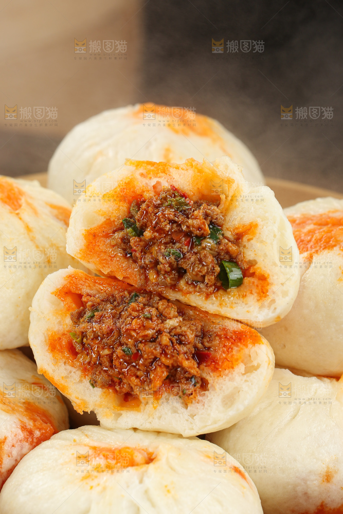 红油牛肉包