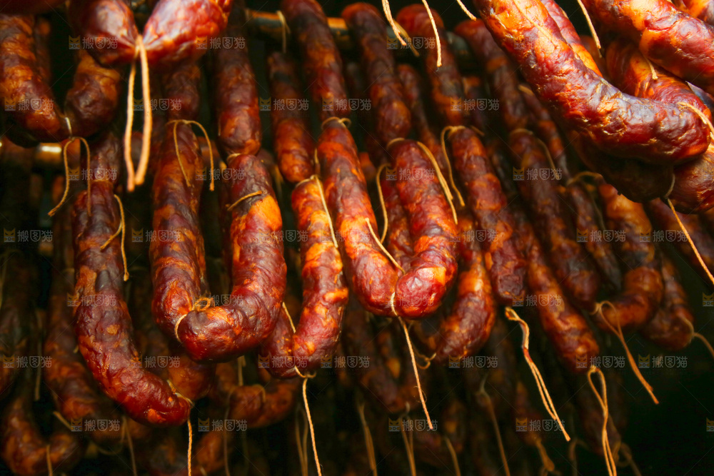 烟熏腊肠