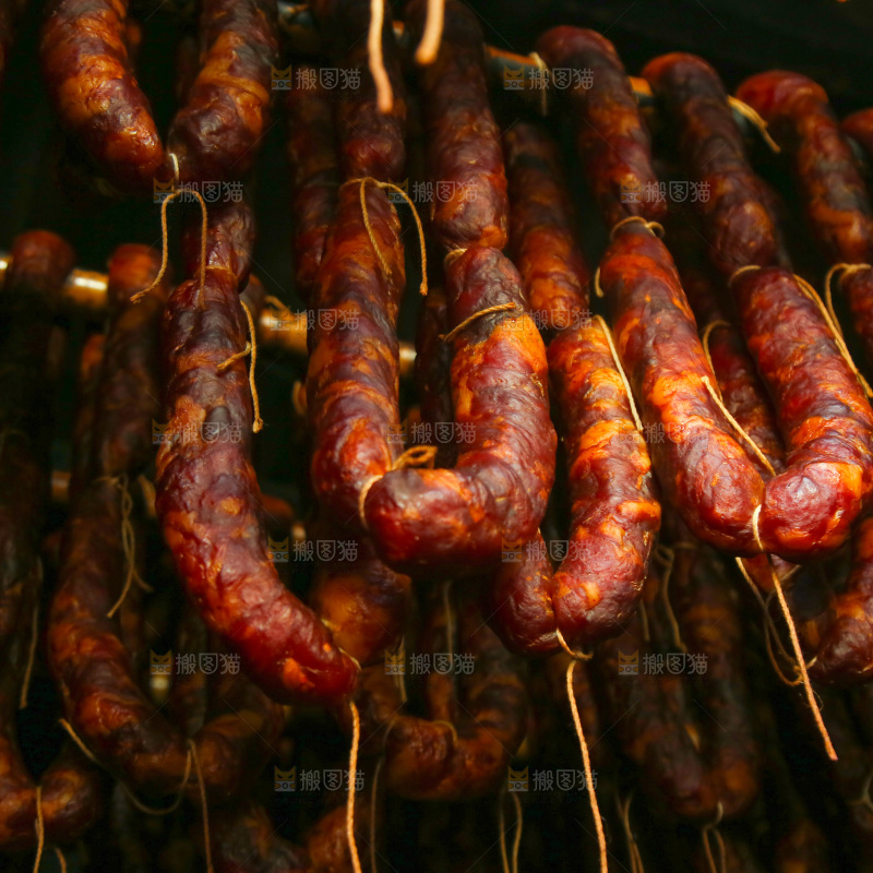 烟熏腊肠