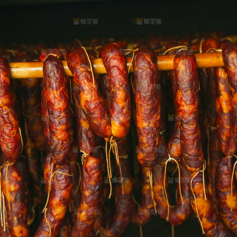 烟熏腊肠