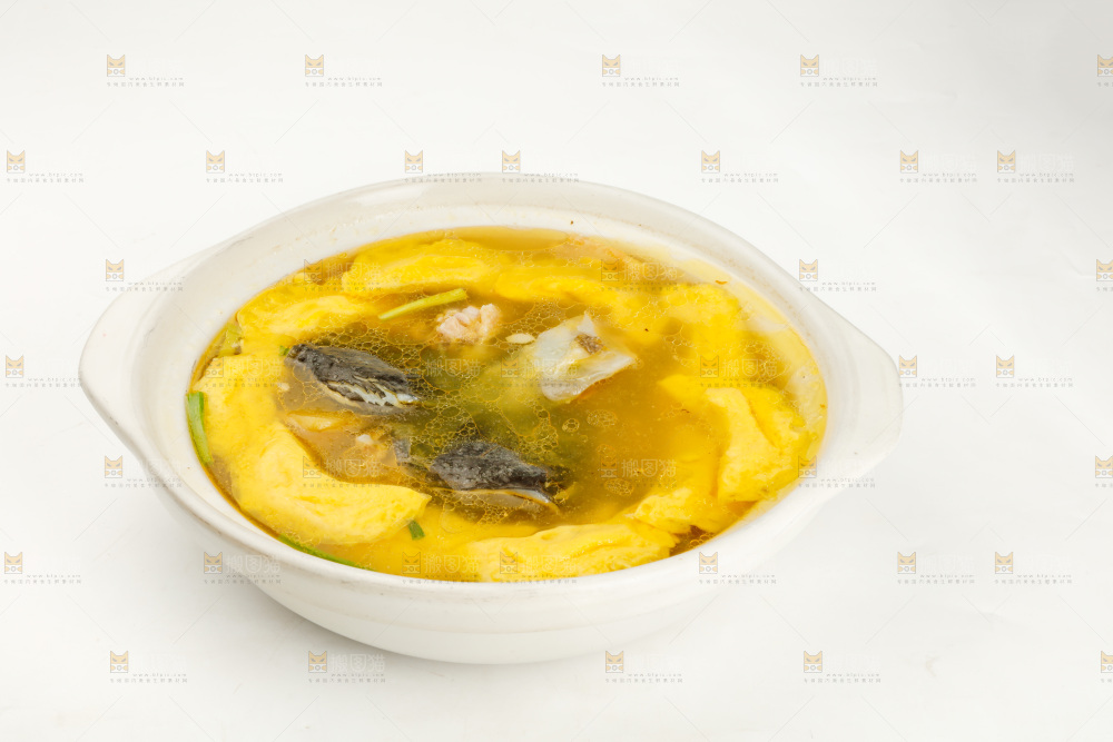 甲鱼蛋饺汤